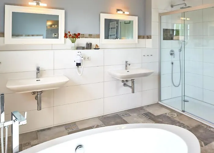 In By Interhome Holiday home Sellin (Rugen)